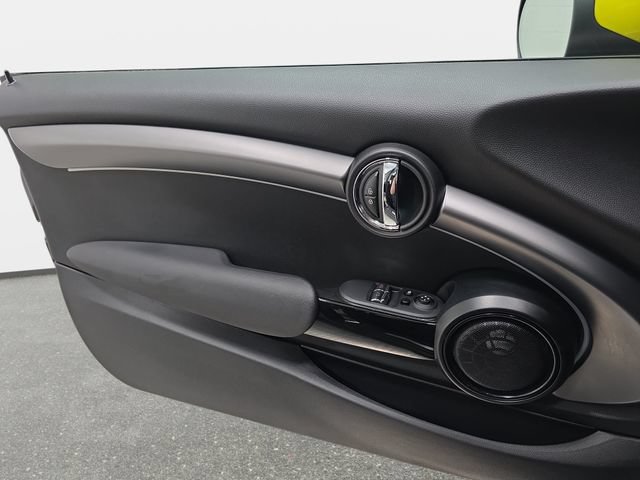 Used 2024 MINI Cooper SE FWD image 22