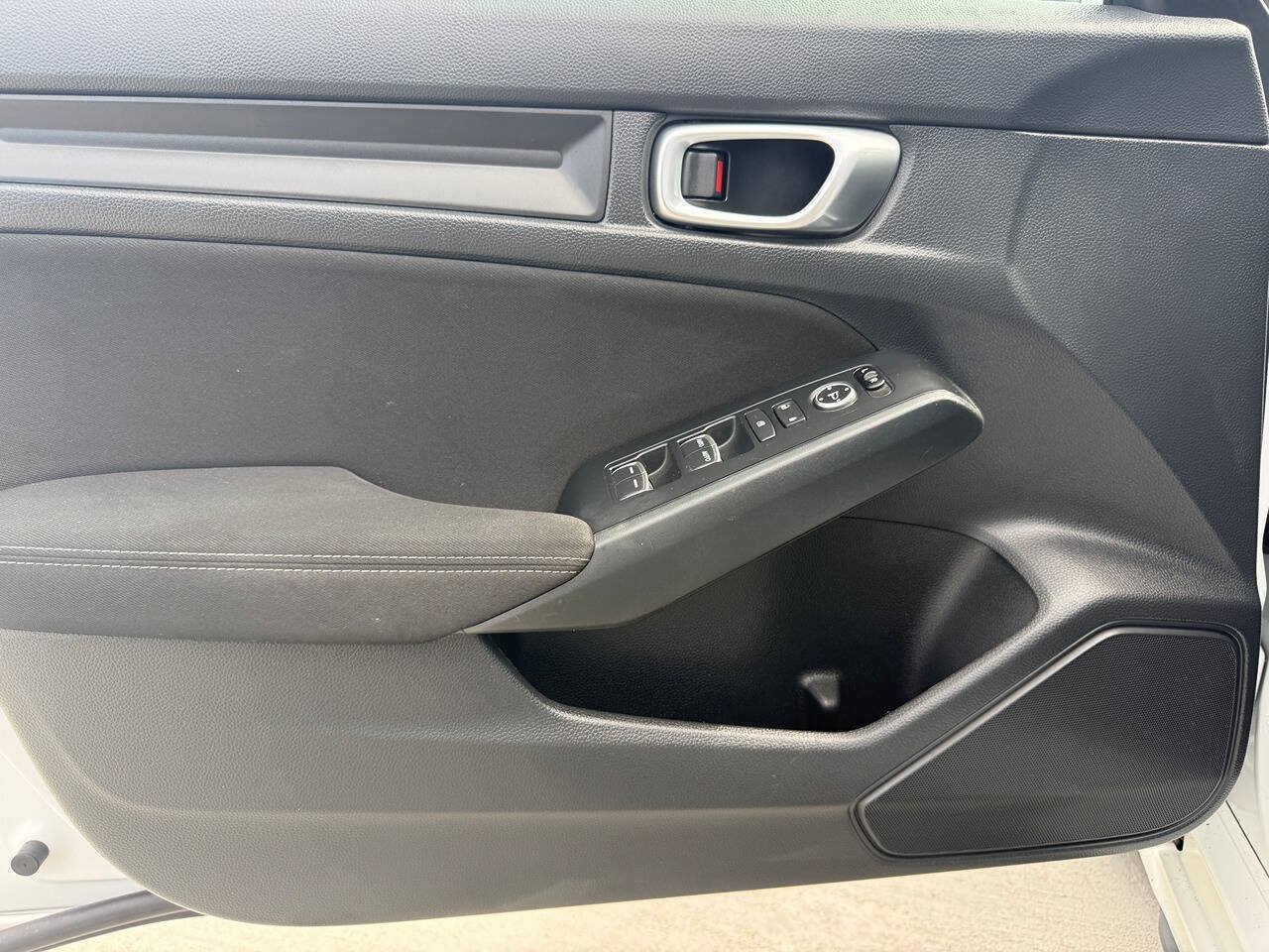 Used 2023 Honda Civic Sport image 26