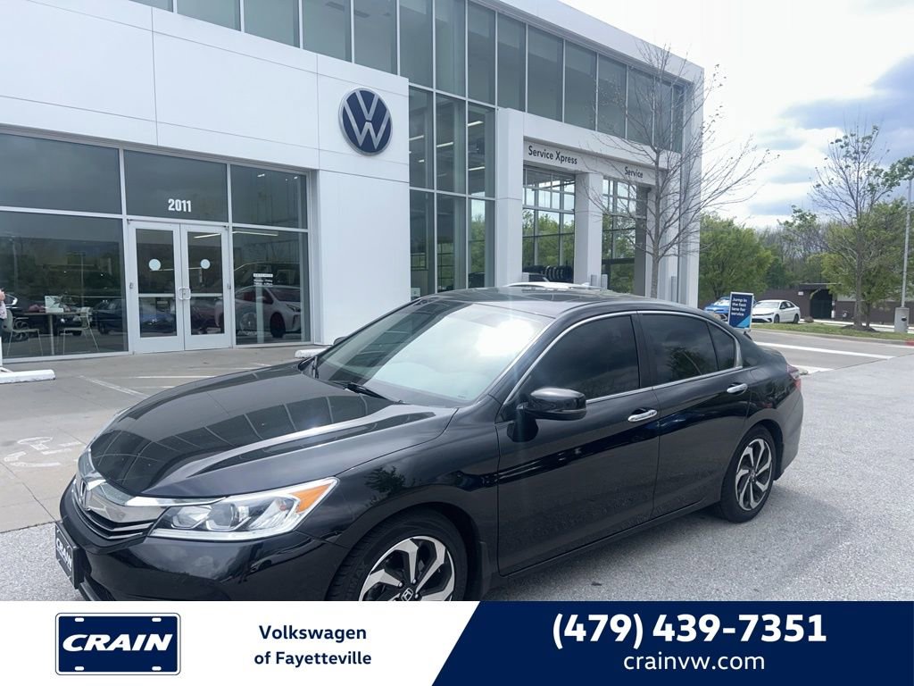 Used 2016 Honda Accord EX image 1