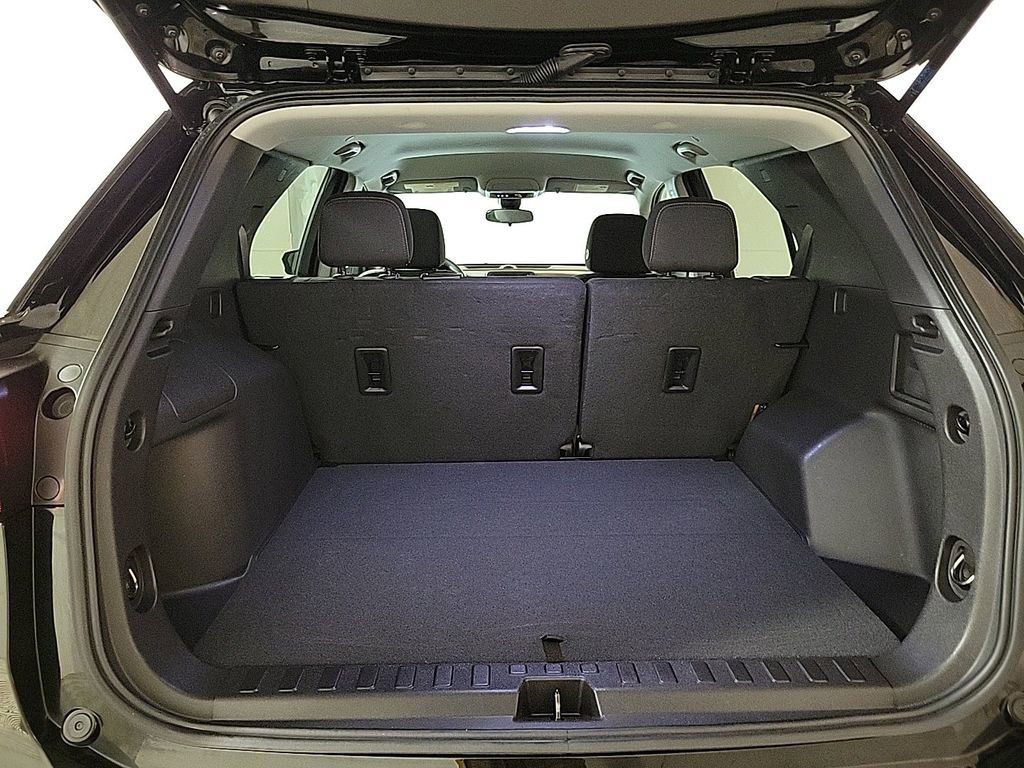 Used 2024 Chevrolet Equinox LT image 23