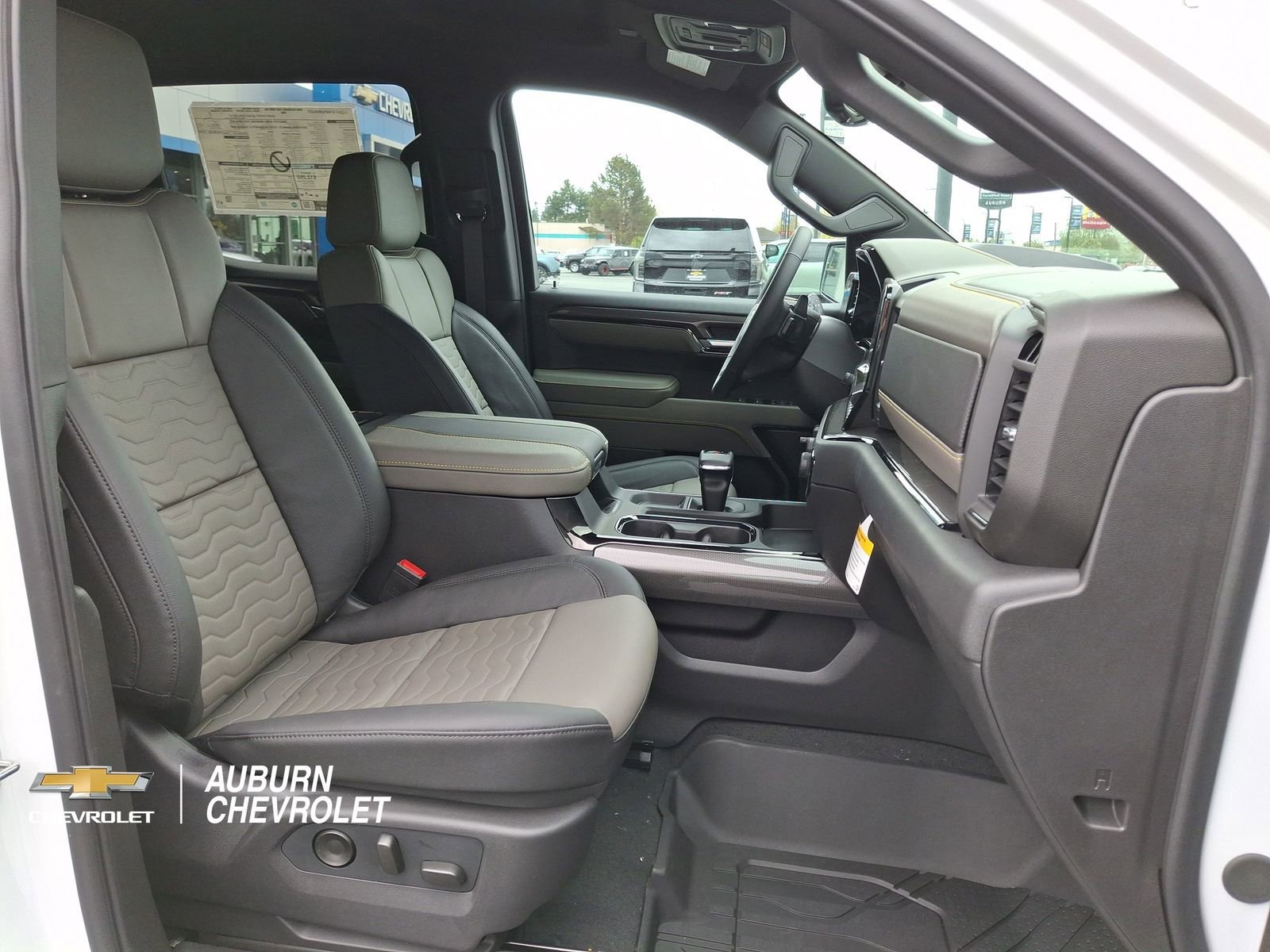New 2026 Chevrolet Silverado 1500 ZR2 w/ LPO, Dark Essentials Package AWD/4WD image 22