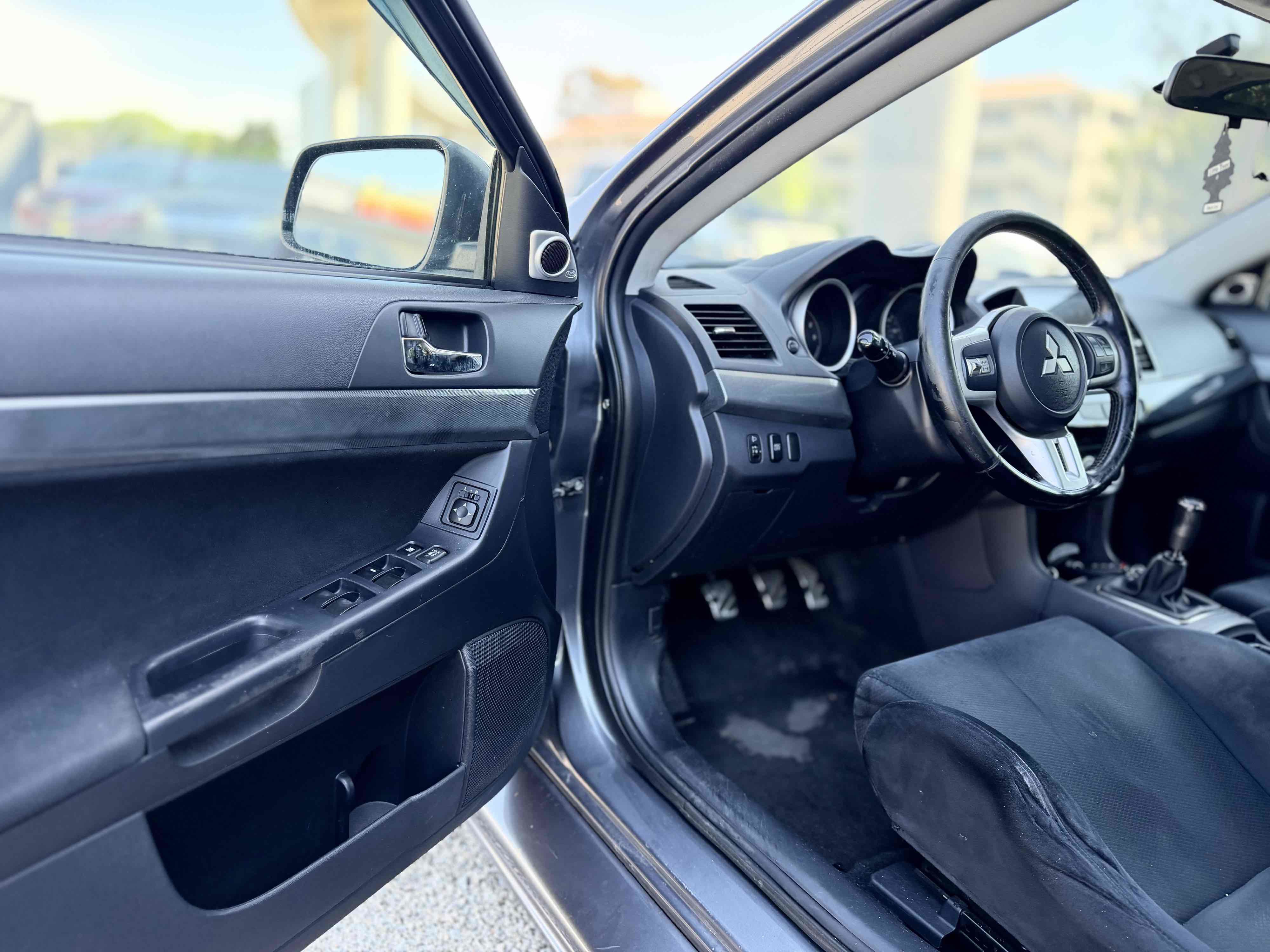 Used 2008 Mitsubishi Lancer Evolution GSR image 17