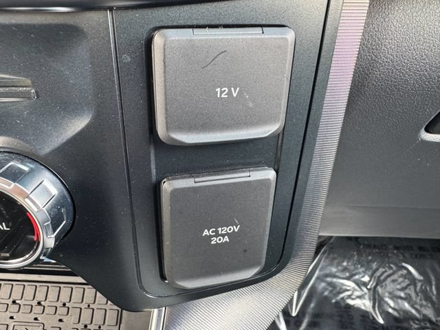 Certified 2025 Ford F150 Platinum w/ Equipment Group 702A High AWD/4WD image 30