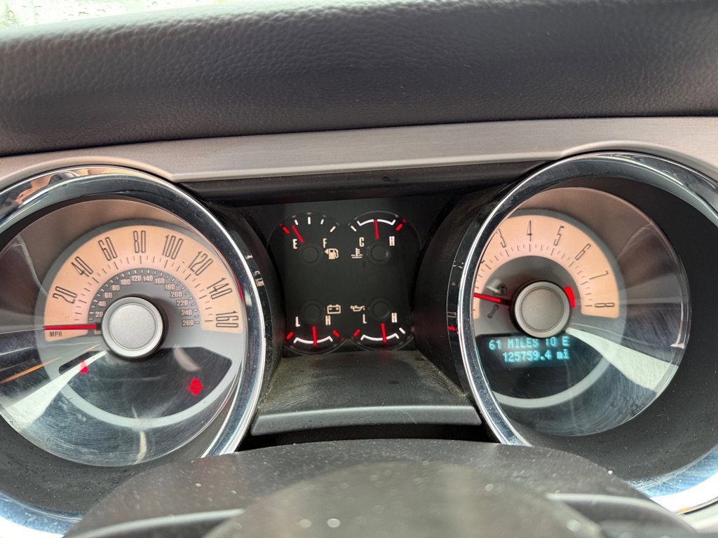 Used 2012 Ford Mustang Premium RWD image 12