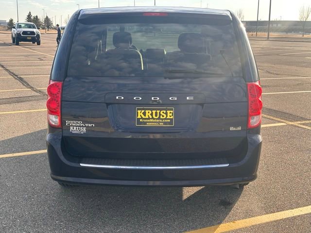 Used 2013 Dodge Grand Caravan SE image 4