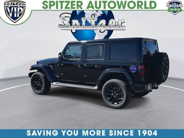 Used 2022 Jeep Wrangler Unlimited Sahara AWD/4WD image 7