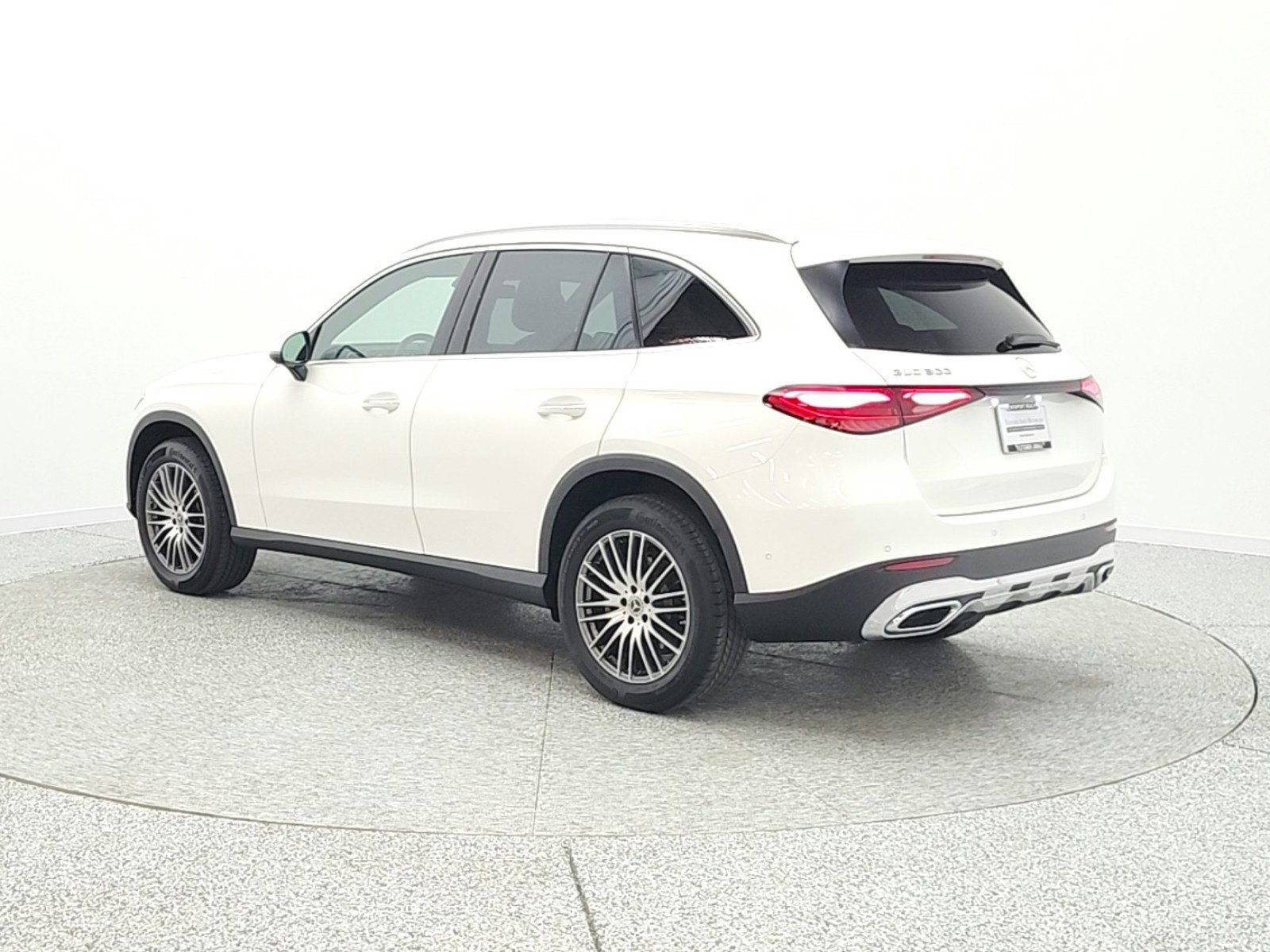 Certified 2025 Mercedes-Benz GLC 300 image 7