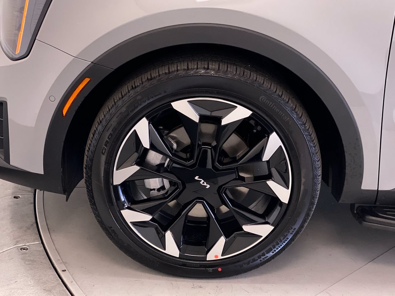 New 2026 Kia Sorento SX FWD image 12