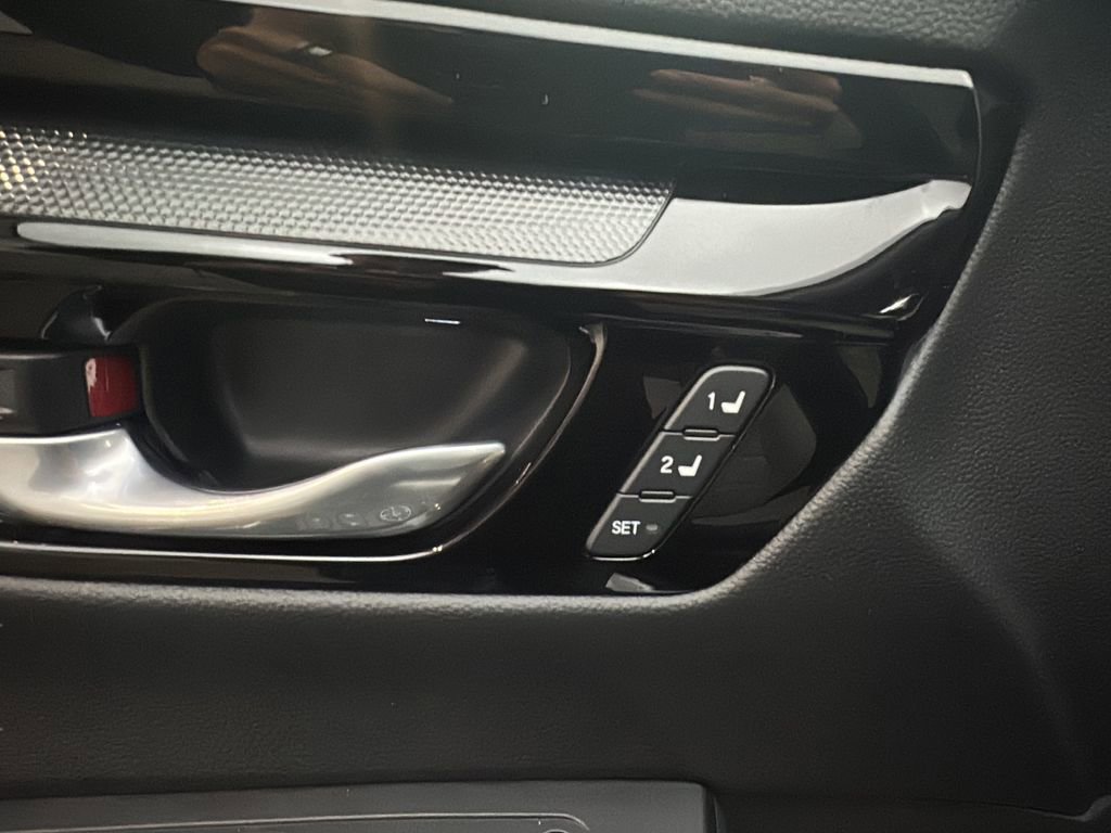 Certified 2023 Honda CR-V Sport Touring image 12