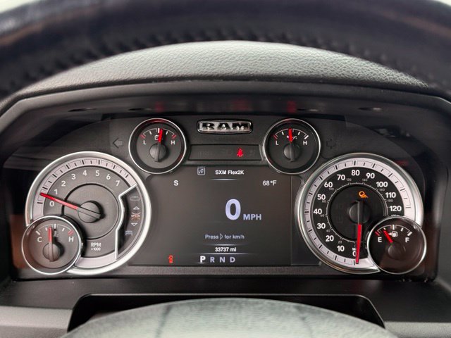 Used 2022 RAM 1500 Warlock w/ Ceramic Gray Warlock Package AWD/4WD image 26