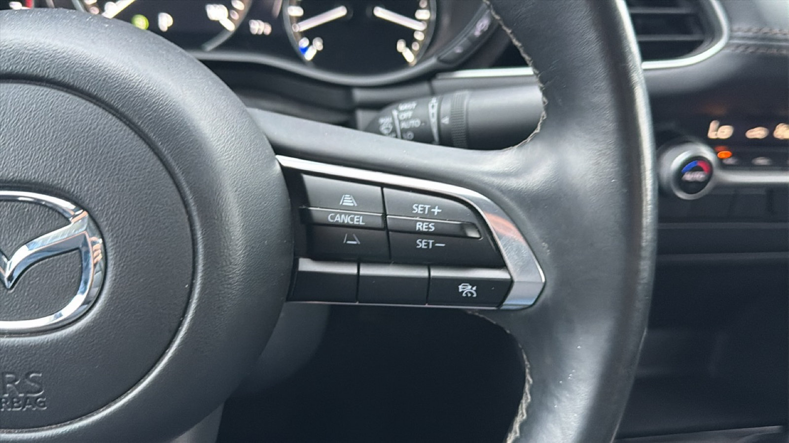 Certified 2024 MAZDA MAZDA3 s FWD image 19