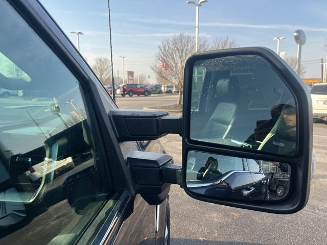 Certified 2022 Ford F150 Lariat w/ Equipment Group 502A High image 4