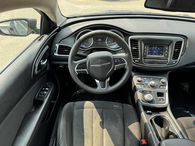 Used 2015 Chrysler 200 Limited image 23