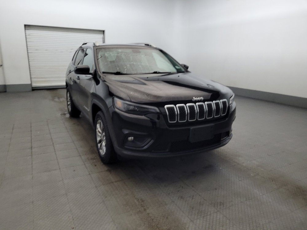 Used 2020 Jeep Cherokee Latitude Plus w/ Cold Weather Group AWD/4WD image 13