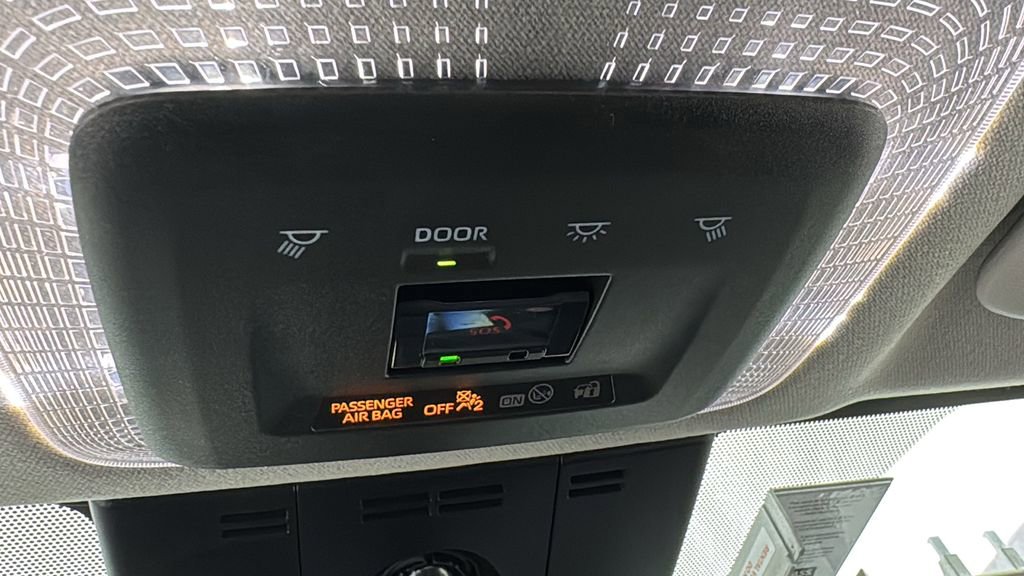 Used 2024 Toyota Prius LE image 30