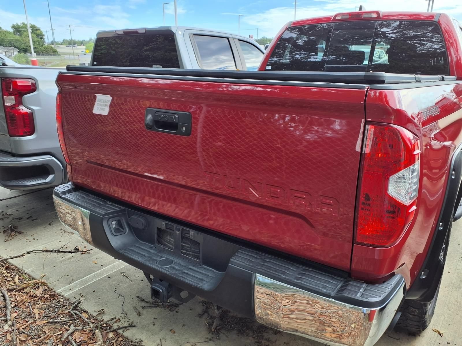 Used 2020 Toyota Tundra SR5 w/ SR5 Upgrade Package RWD image 6