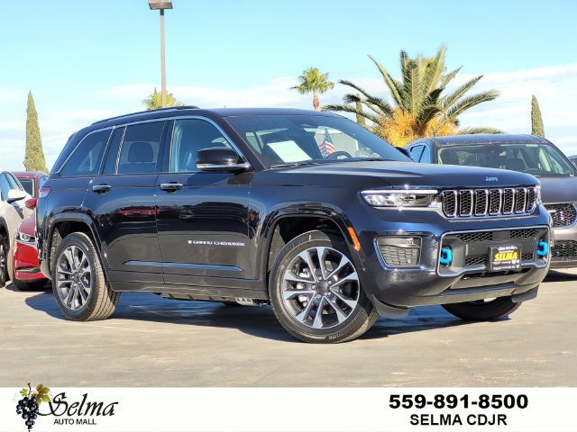 New 2024 Jeep Grand Cherokee Overland w/ Trailer Tow Package AWD/4WD image 1