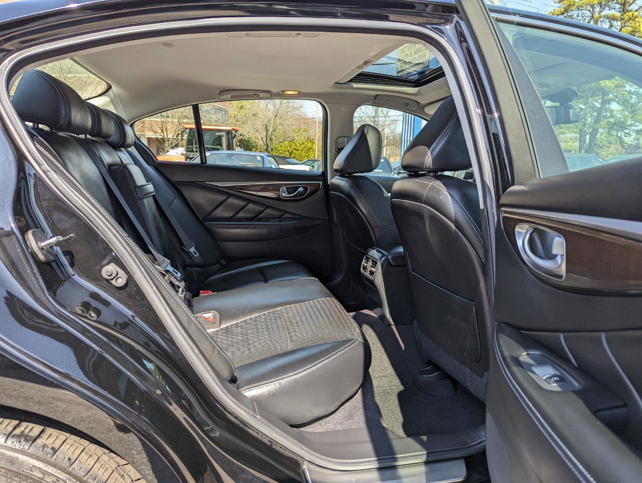 Used 2016 INFINITI Q50 Red Sport 400 image 34