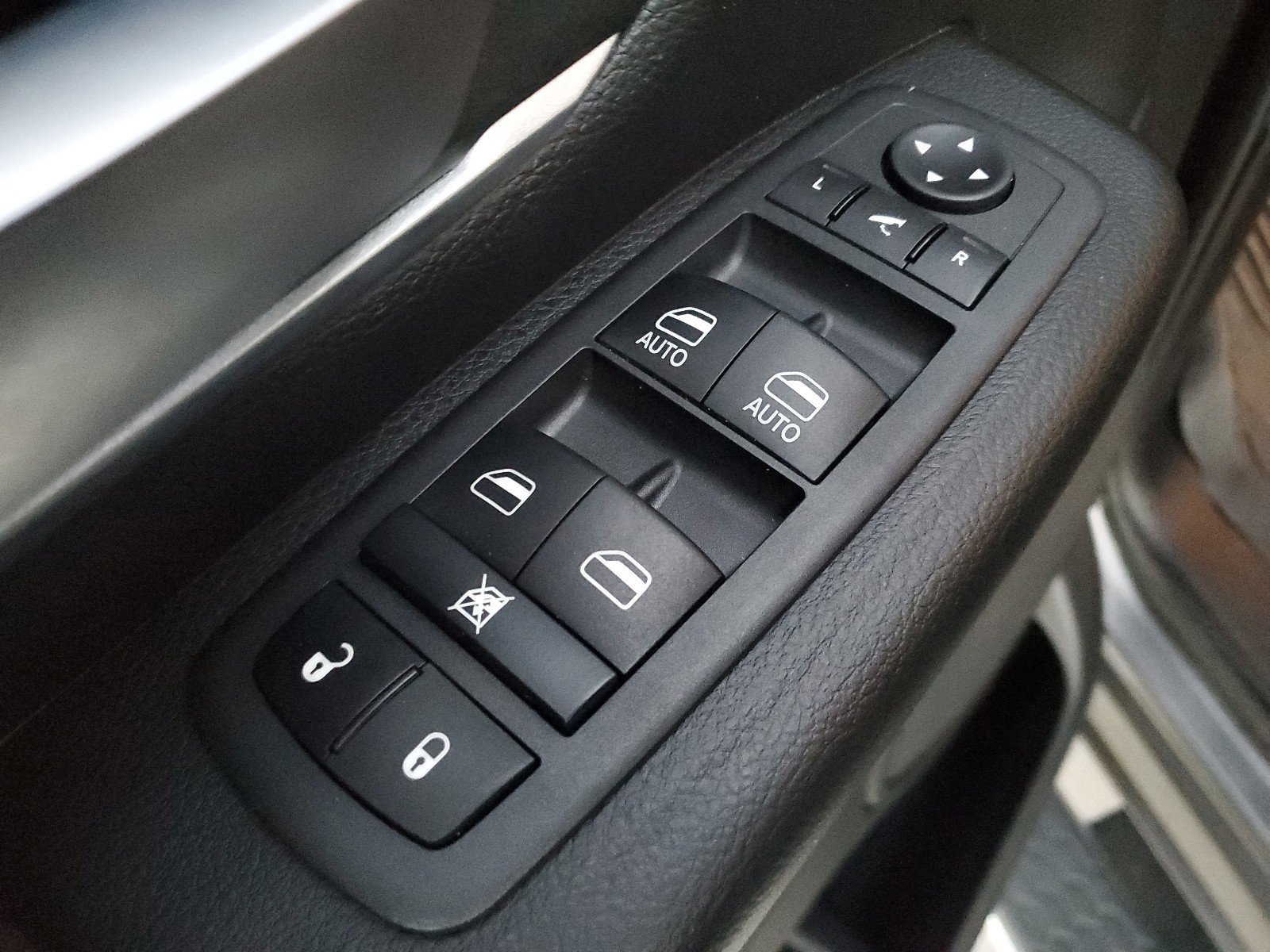 Certified 2022 RAM 1500 Big Horn image 18