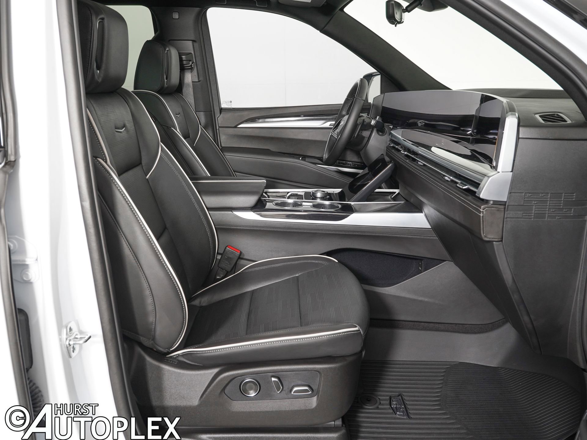 Used 2026 Cadillac Escalade Sport w/ Touring Package image 10