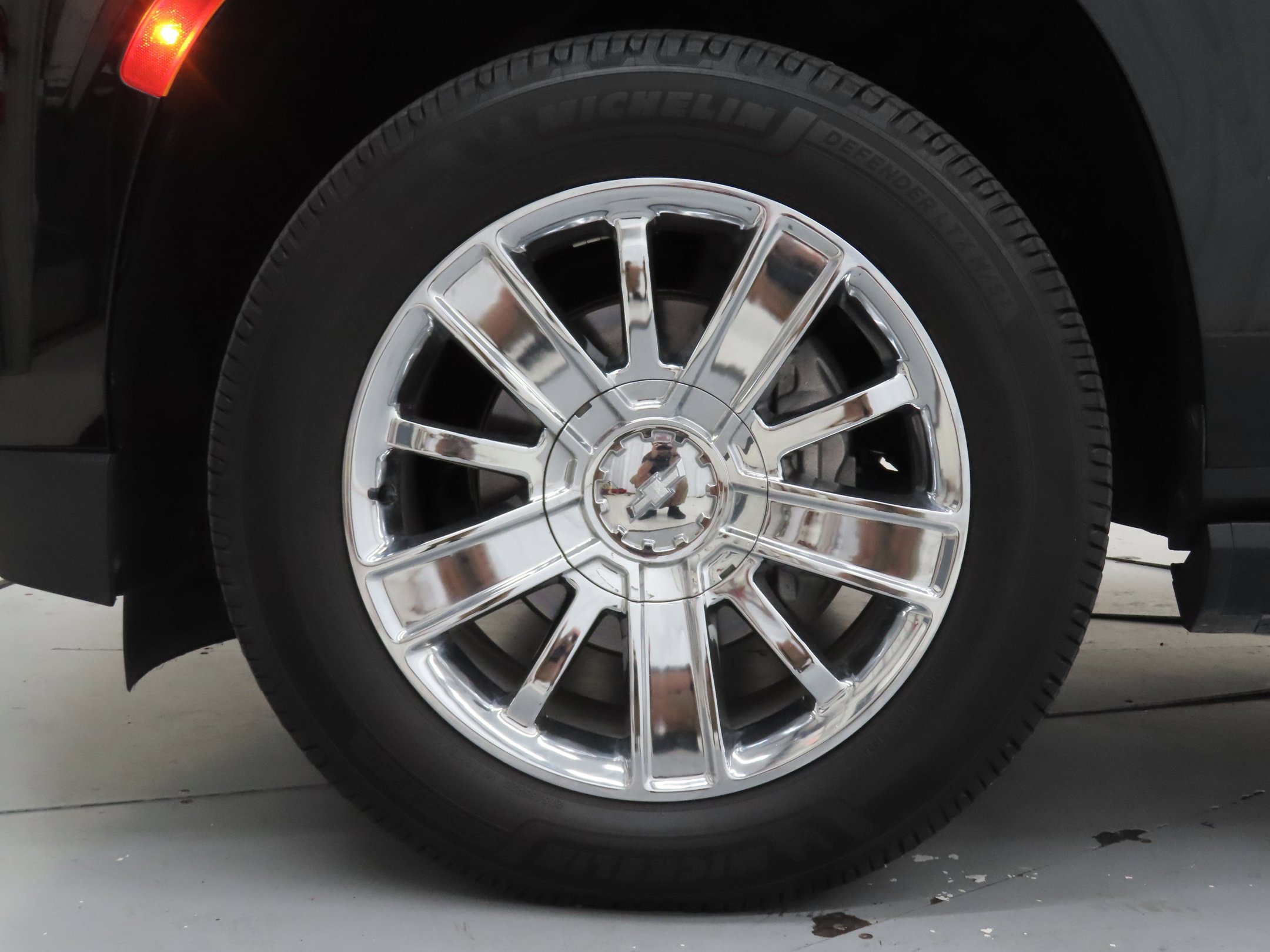 Used 2022 Chevrolet Tahoe High Country AWD/4WD image 26