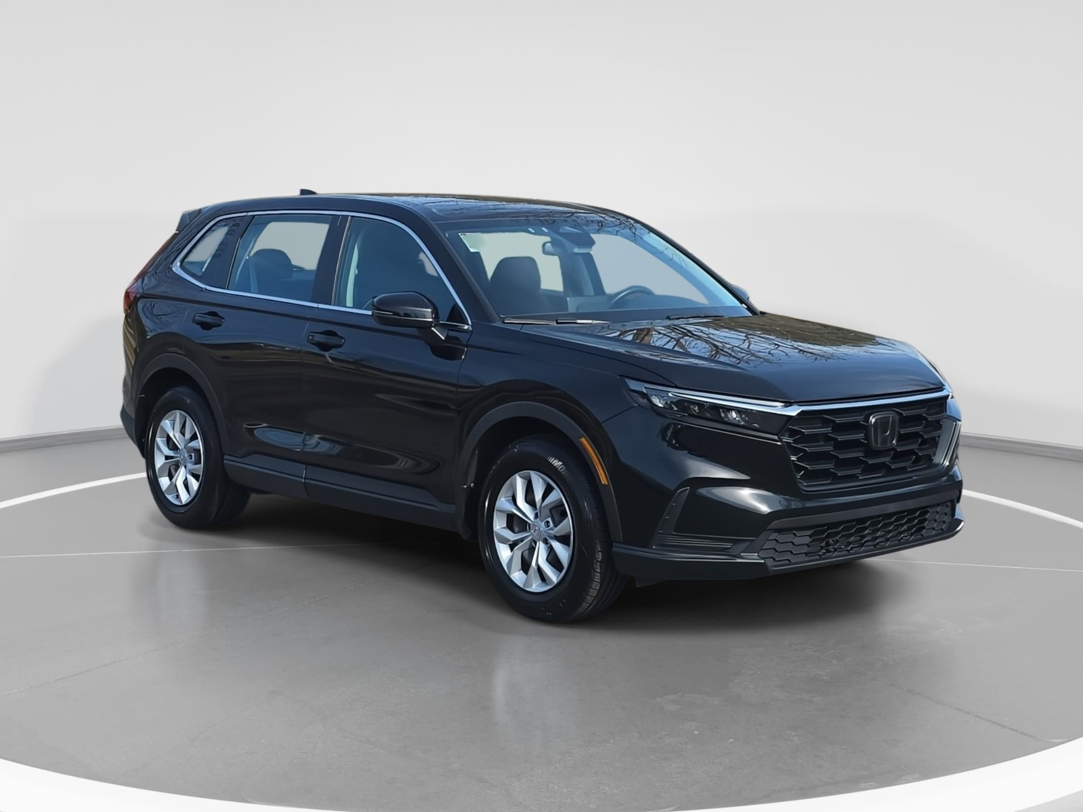 Used 2023 Honda CR-V LX image 3