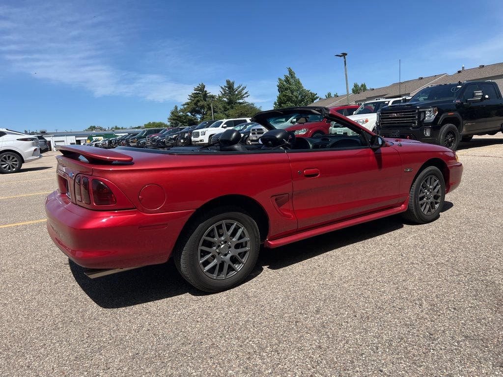 Used 1996 Ford Mustang GT RWD image 4