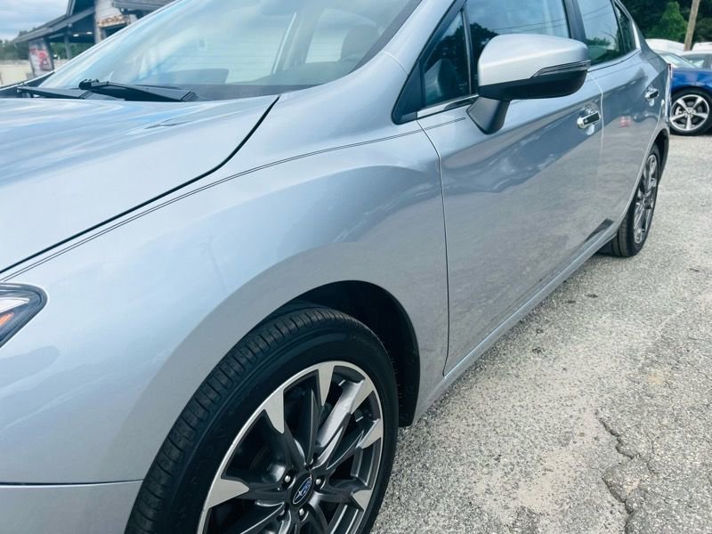 Used 2021 Subaru Impreza 2.0i Limited image 11