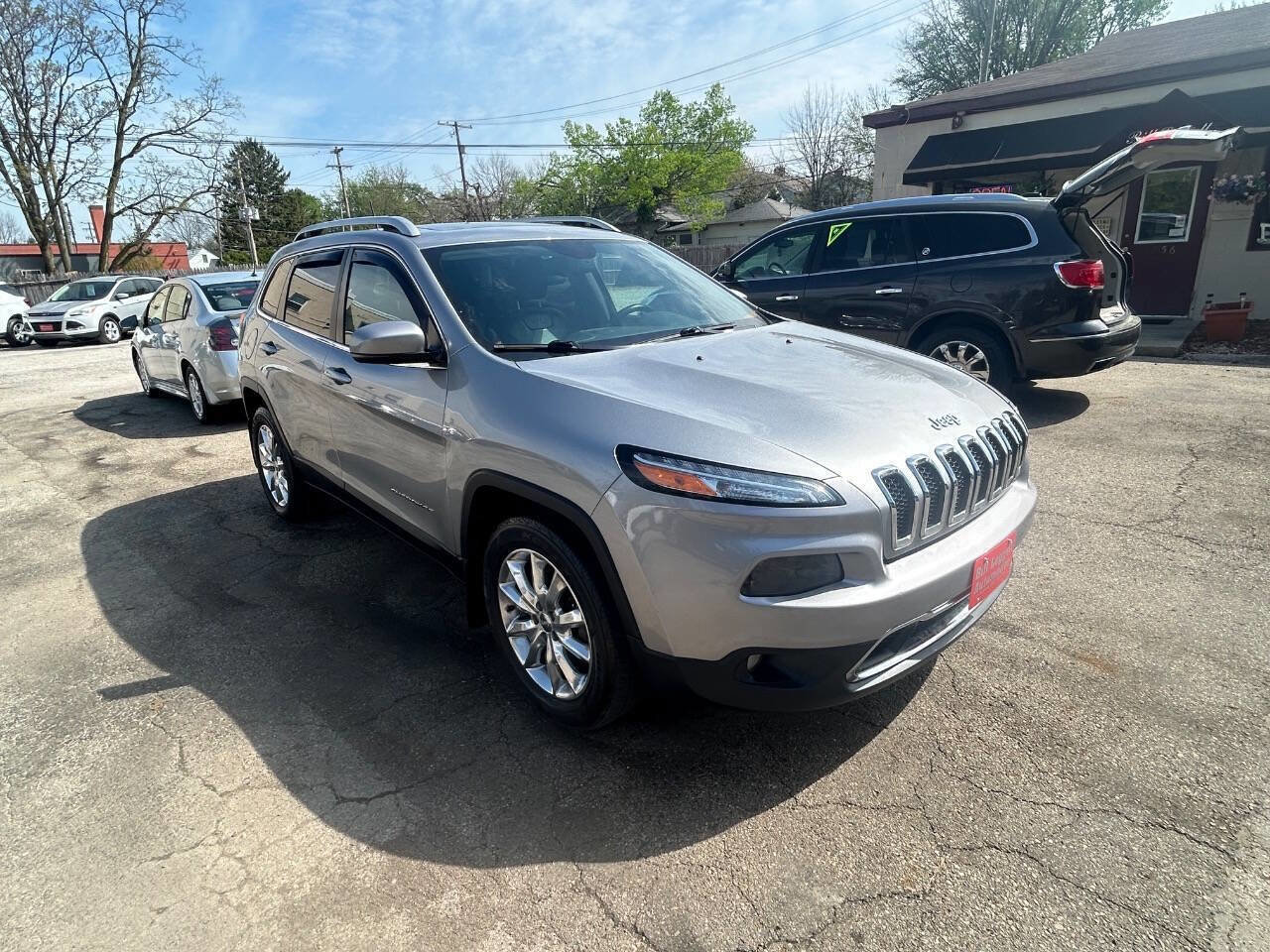 Used 2016 Jeep Cherokee Limited w/ Luxury Group image 14