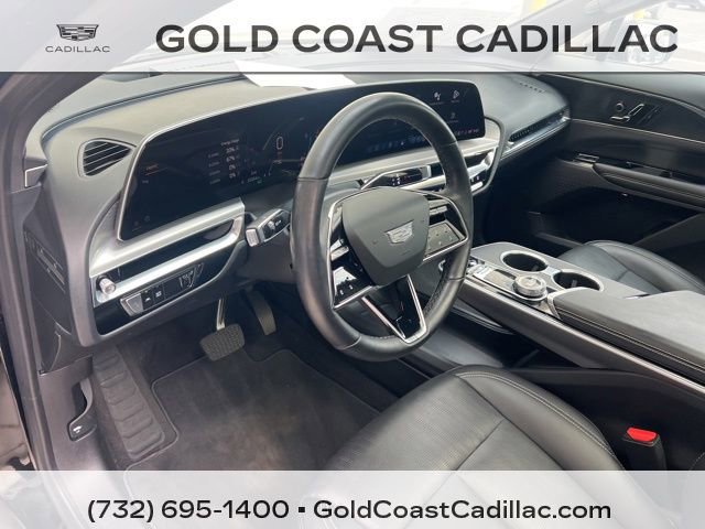 Used 2024 Cadillac Lyriq Sport AWD/4WD image 17