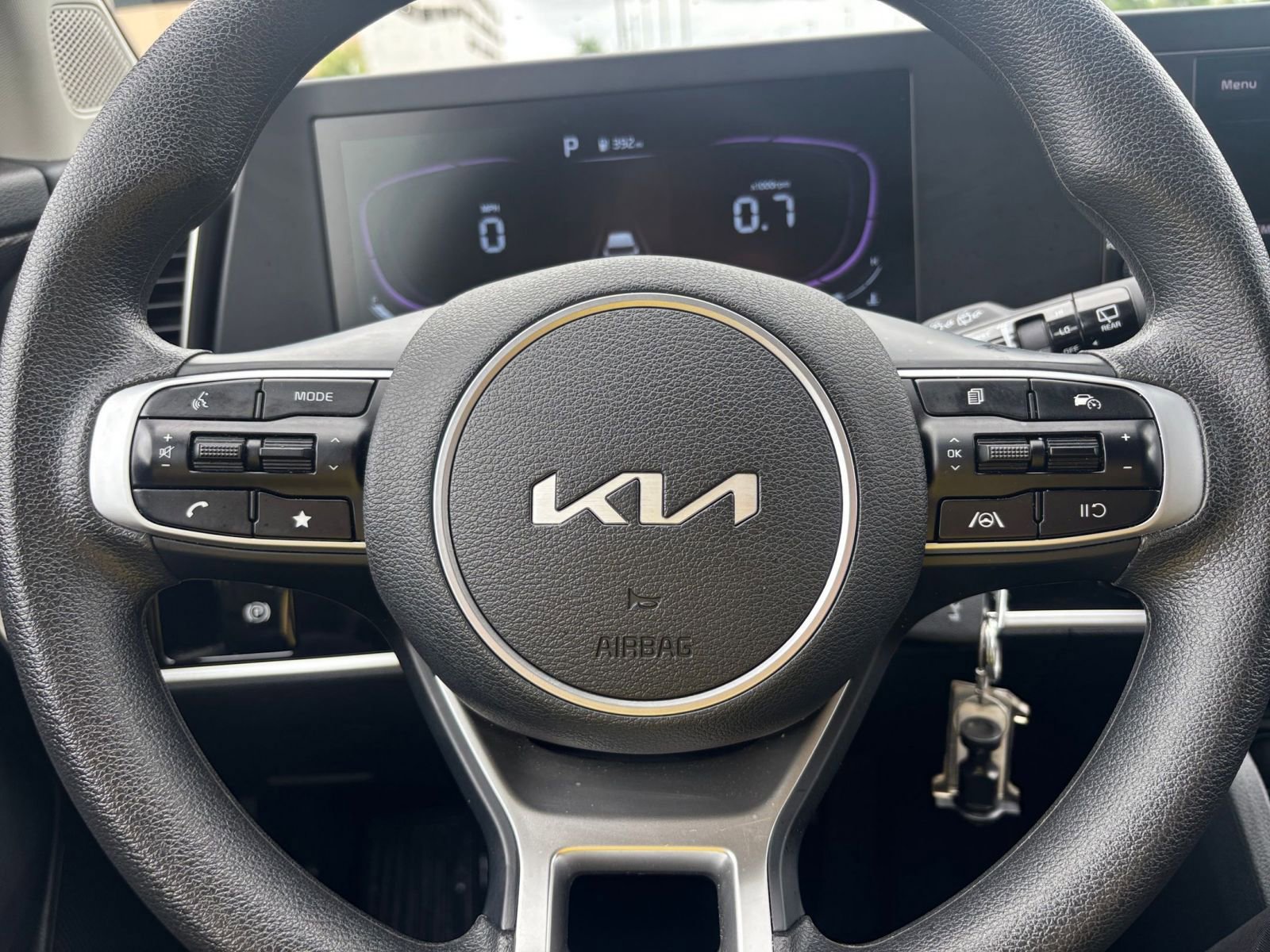 Used 2025 Kia Sportage LX image 27