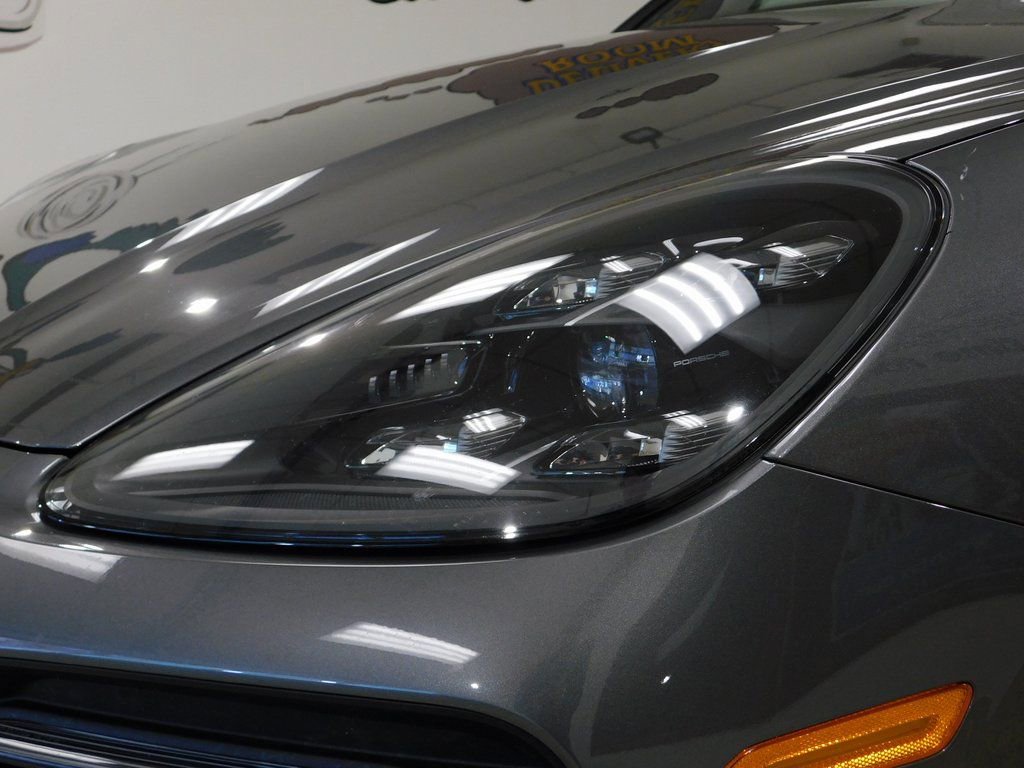 Used 2021 Porsche Cayenne GTS image 21