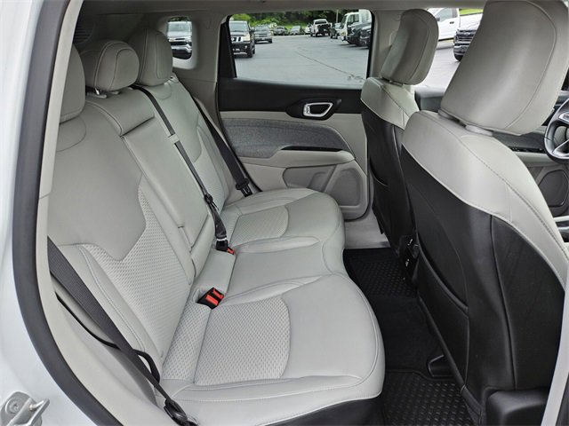 Used 2022 Jeep Compass Latitude w/ Convenience Group image 15