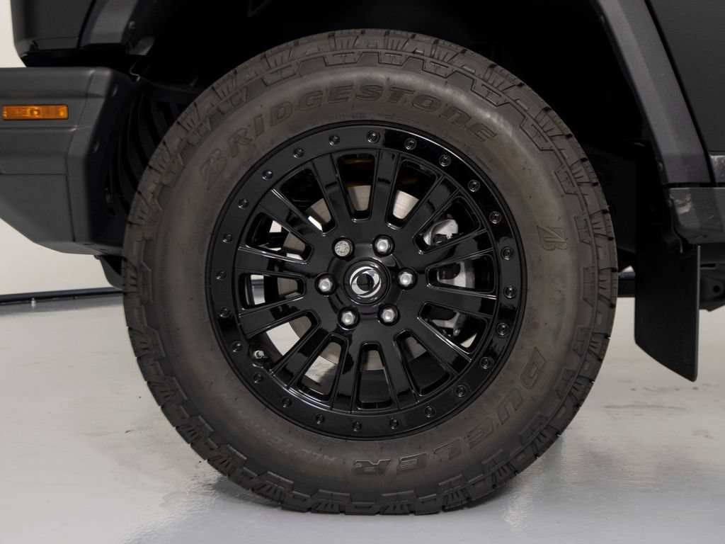 New 2026 INEOS Grenadier Quartermaster Black Edition AWD/4WD image 9