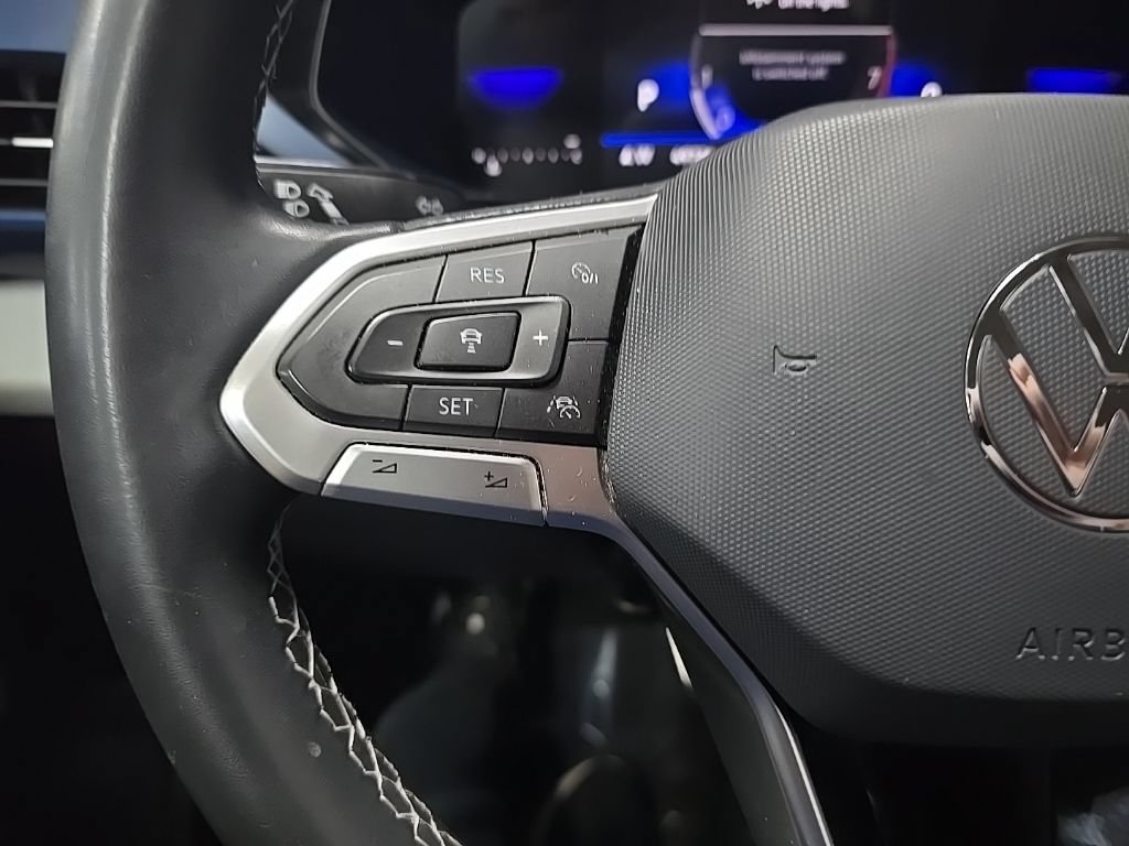 Used 2023 Volkswagen Taos SE AWD/4WD image 19