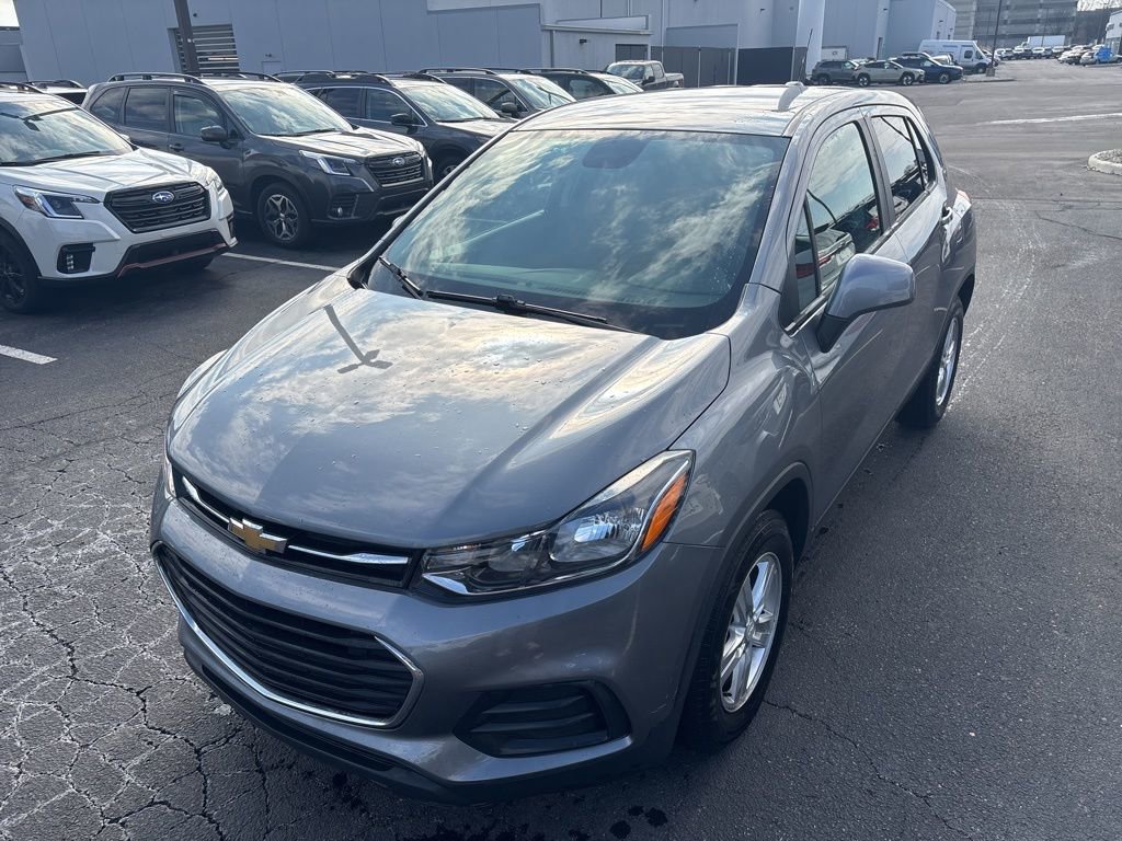 Used 2020 Chevrolet Trax LS w/ Tint and Cruise Package image 6
