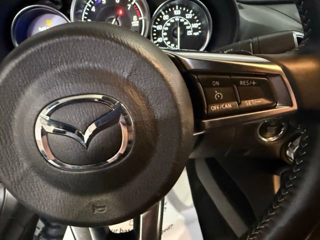 Used 2021 MAZDA MX-5 Miata RF Grand Touring image 16
