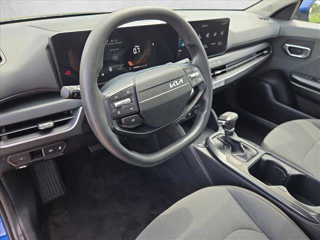 Used 2025 Kia K4 FWD image 10