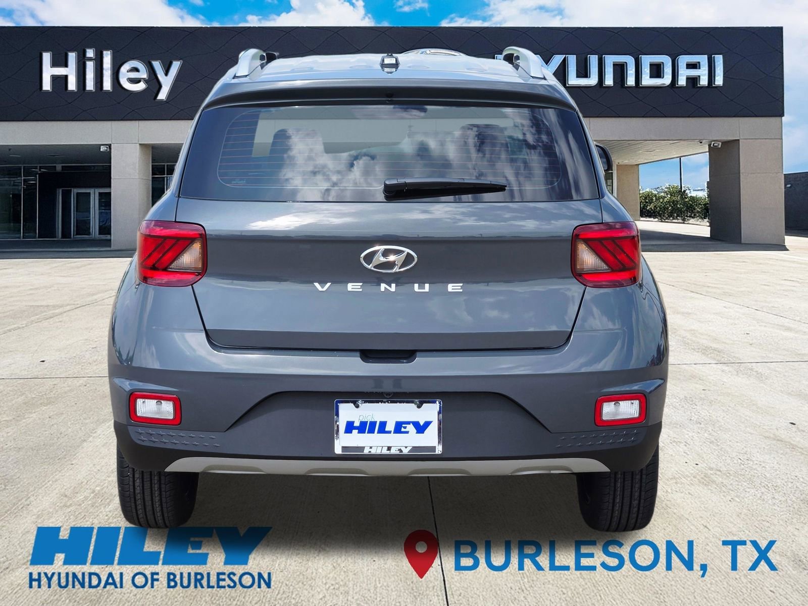 New 2026 Hyundai Venue SEL FWD image 5