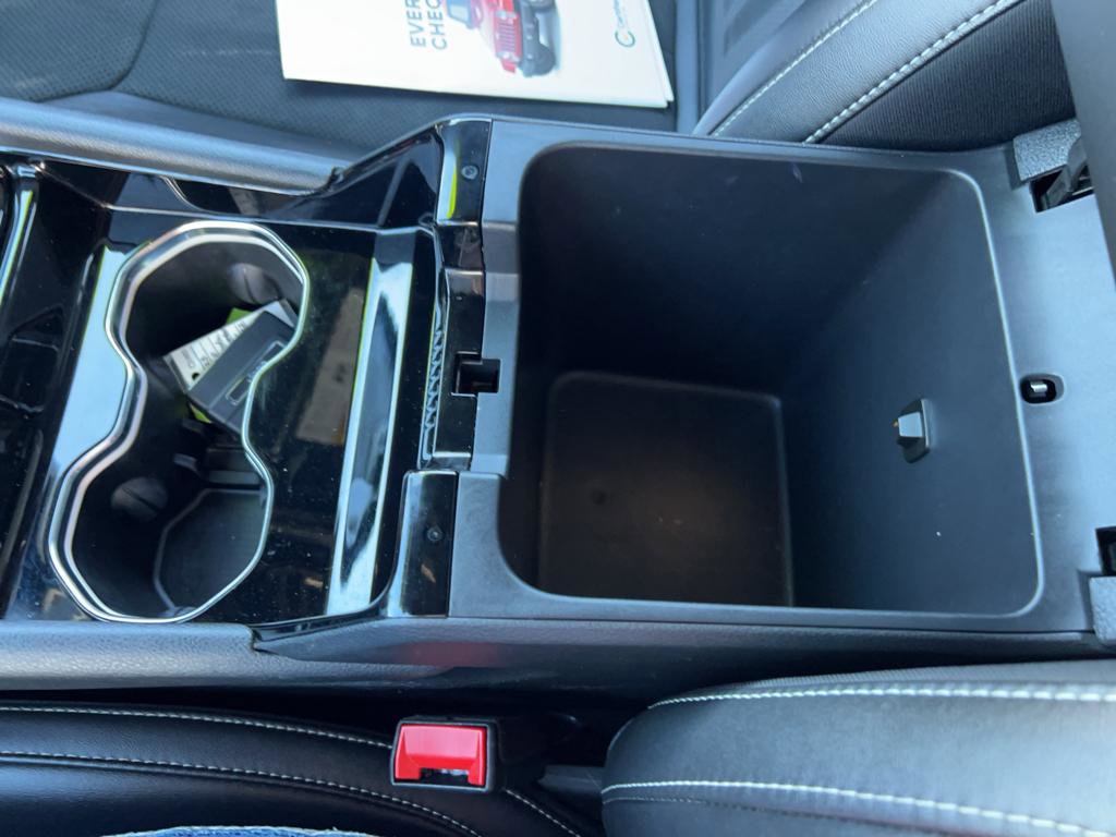 Used 2023 Jeep Grand Cherokee Altitude image 30