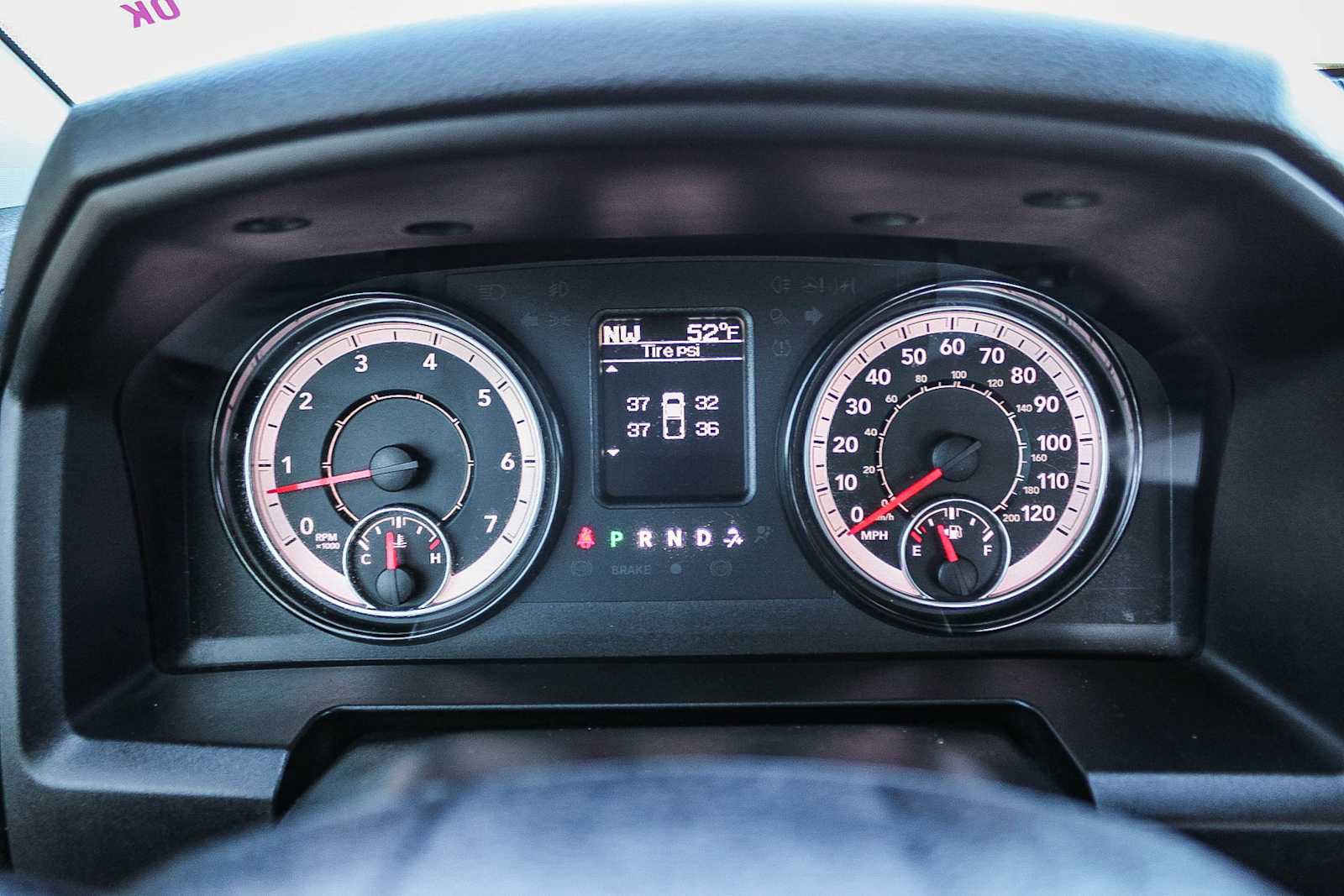 Used 2021 RAM 1500 Classic SLT image 22