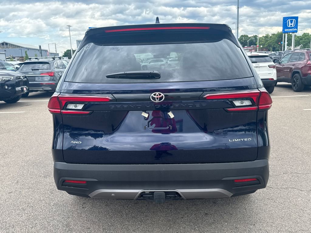 New 2026 Toyota Grand Highlander AWD image 6