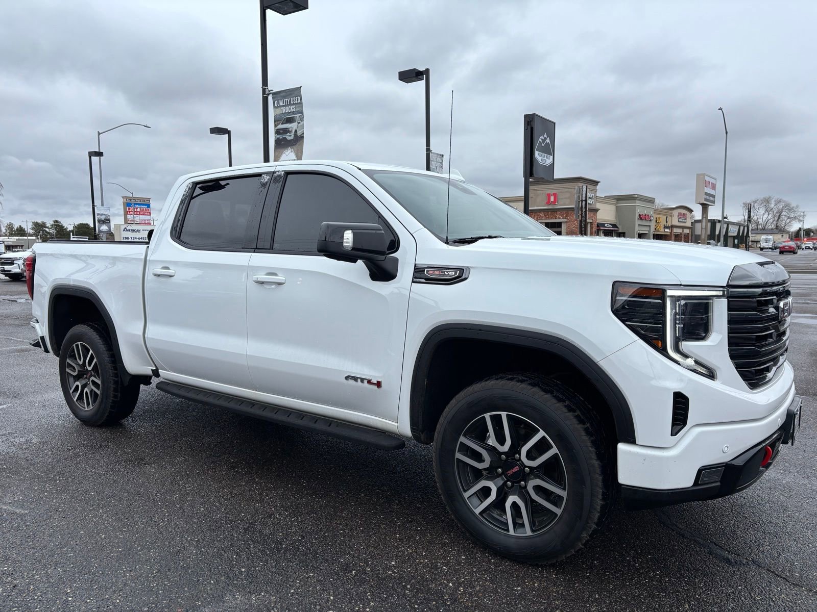 Used 2023 GMC Sierra 1500 AT4 w/ Technology Package