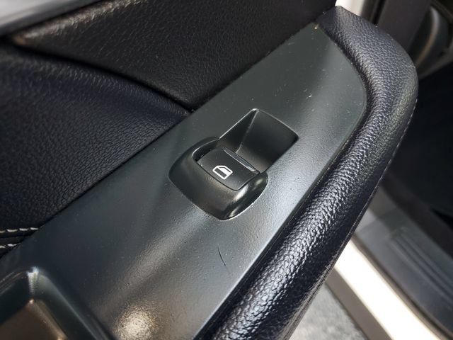 Used 2018 Ford Explorer Limited w/ Equipment Group 301A FWD image 16