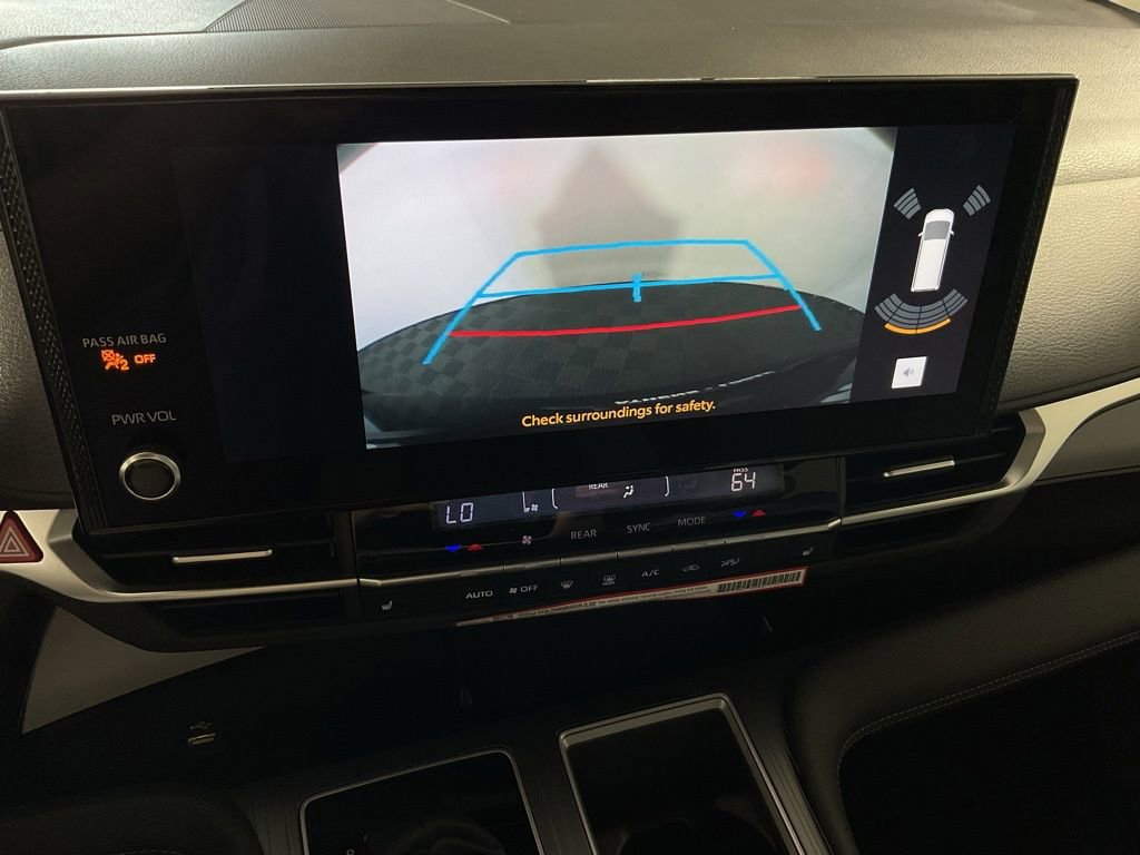 New 2026 Toyota Sienna XLE image 4