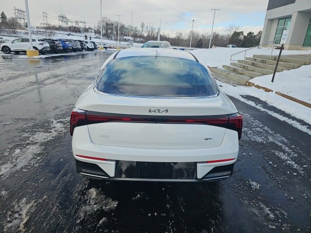 New 2026 Kia K5 GT-Line image 3