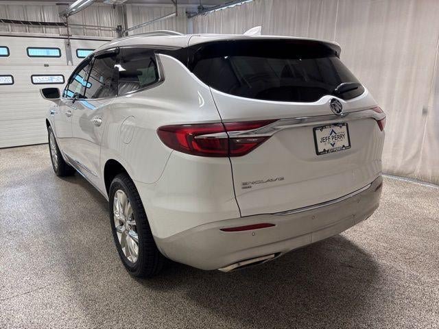 Used 2020 Buick Enclave Premium w/ Sun and Sites Package AWD/4WD image 6
