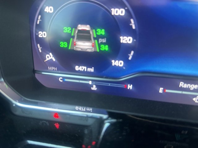 Used 2024 Chevrolet Silverado 1500 LT Trail Boss w/ Convenience Package II image 15