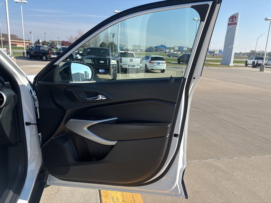 New 2026 Chevrolet Trax RS w/ Driver Confidence Package FWD image 20