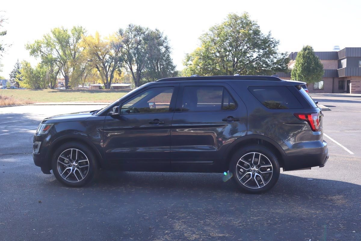 Used 2017 Ford Explorer Sport AWD/4WD image 8